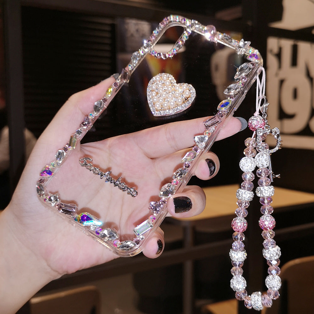 Handgemachte iPhone Hülle Minimalistisches Herz Bling Strass Rückenhülle mit Charm Kette