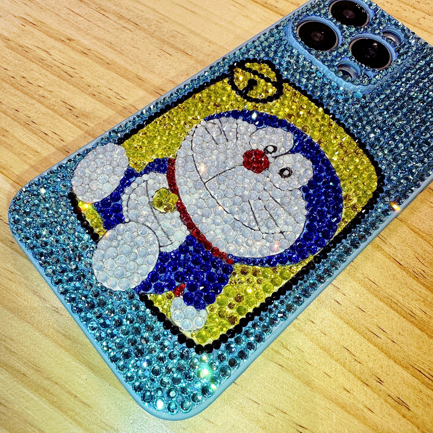 Handgemachte iPhone Hülle Luxus Blau Strass Niedliche Doraemon Hülle