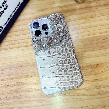Handgemachte iPhone Hülle Luxus Krokodilmuster mit weißen Kristallen