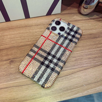 Funda hecha a mano para iPhone de lujo con pedrería brillante diseño clásico a cuadros