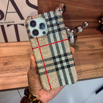 Funda hecha a mano para iPhone de lujo con pedrería brillante diseño clásico a cuadros