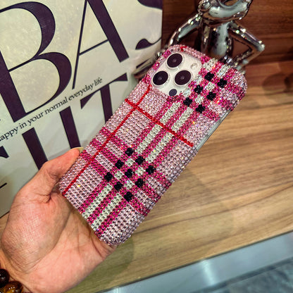Funda hecha a mano para iPhone de lujo con pedrería brillante diseño clásico a cuadros