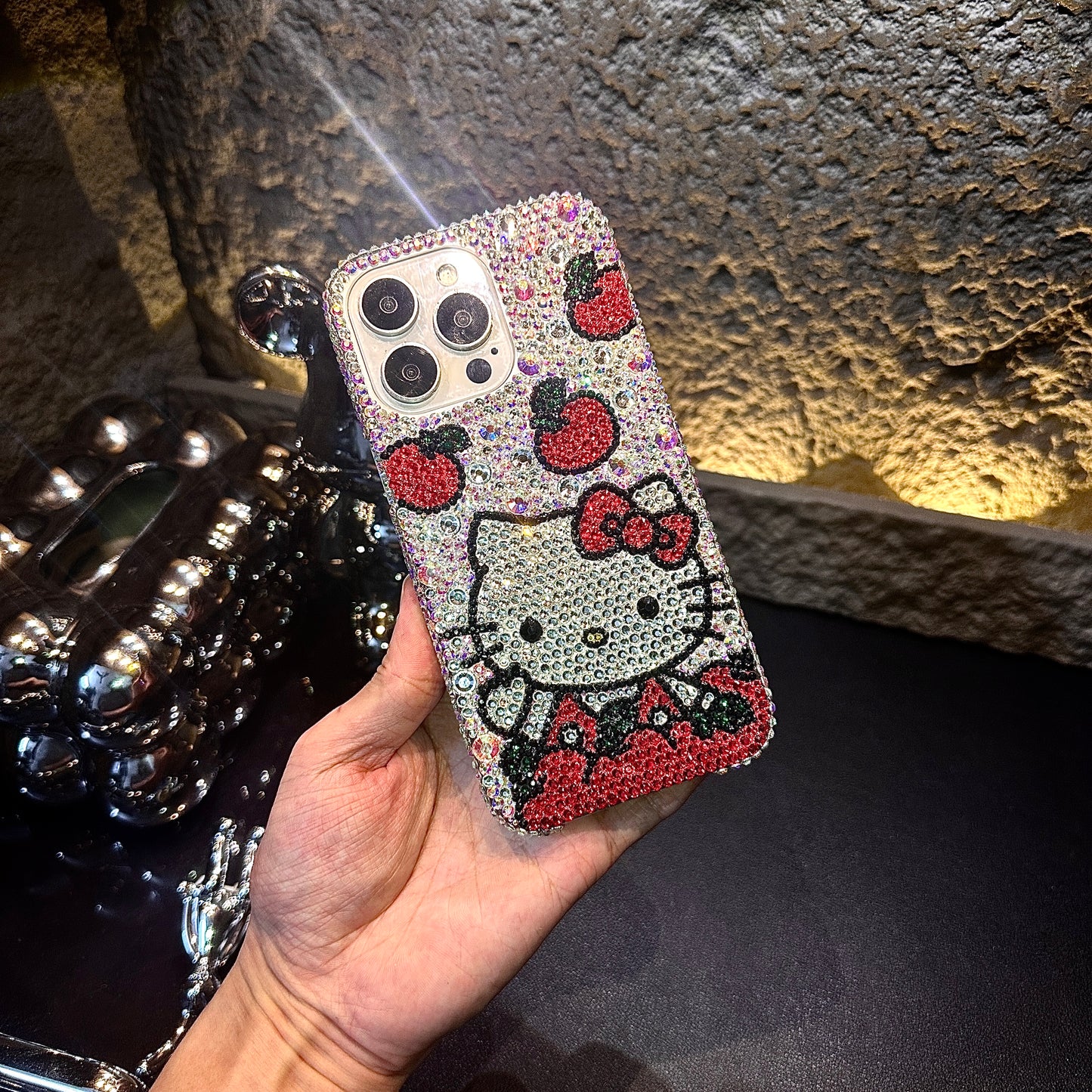 Hello Kitty & Apple Gorgeous Bling Rhinestone For iPhone Case