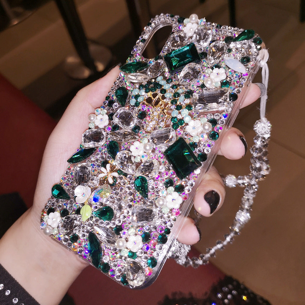 Handgefertigte iPhone-Hülle mit luxuriösem Bling-Strass und Smaragdstein und Schlüsselband