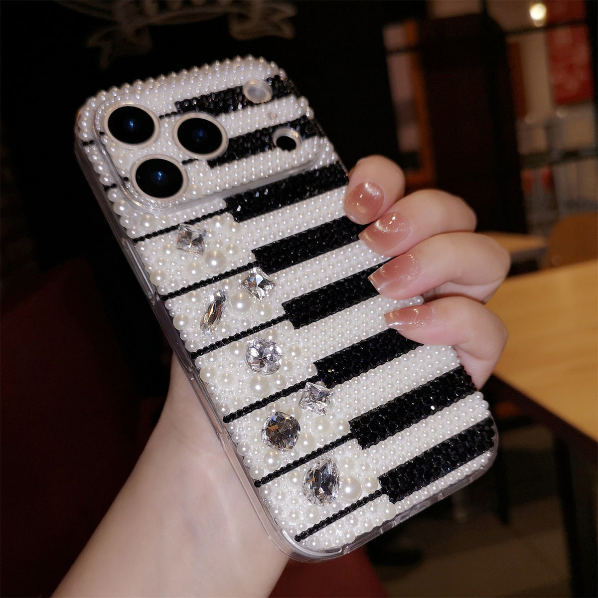 Handmade Phone Case Elegance Pearl Piano Keys For iPhone