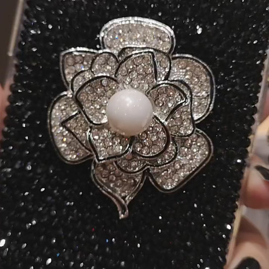 Funda de iPhone Artesanal Glamurosa con Brillo, Diamantes de Imitación, Flor Brillante con Perla