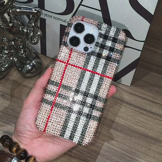 Funda hecha a mano para iPhone de lujo con pedrería brillante diseño clásico a cuadros